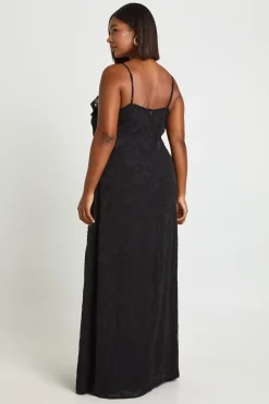 boohoo Robe Longue Nuisette Grande Taille À Volants Effet Dévoré<Femme Toutes Les Robes|Robes Longues