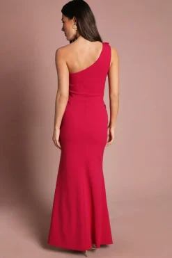 Robe Longue À Épaule Dénudée Avec Détails Plissés