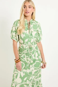 Robe Longue Petite Avec Empiècements En Dentelle Géométrique