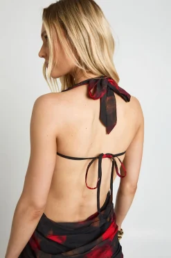 Robe Longue Petite En Mousseline À Imprimé Floral Avec Col Drapé Et Détail Froncé À La Taille