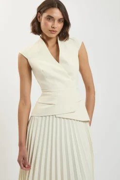 Robe Longue Plissée Asymétrique En Crêpe Ajusté