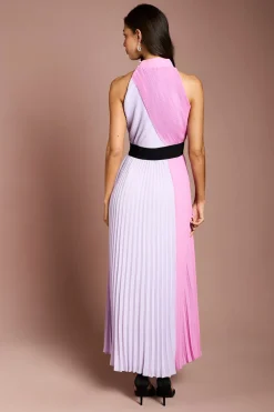 Robe Longue Plissée À Blocs De Couleurs Avec Ceinture Contrastante