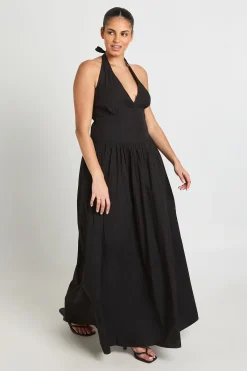 boohoo Robe Longue Plissée Grande Taille En Popeline De Coton Avec Encolure Dos-nu<Femme Robes|Robes Dos Nu