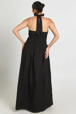 boohoo Robe Longue Plissée Grande Taille En Popeline De Coton Avec Encolure Dos-nu<Femme Robes|Robes Dos Nu