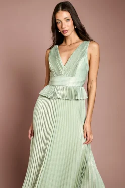 Robe Longue Plissée Métallisée Sans Manches Avec Basque