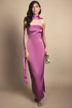 Robe Longue Rose De Demoiselle D'honneur En Satin À Bustier Avec Foulard