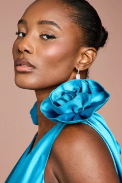 Robe Longue Satinée à Corsage Statement