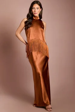 Robe Longue Satinée À Franges Et Col Licou Coast Muse