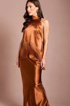 Robe Longue Satinée À Franges Et Col Licou Coast Muse