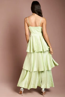Robe Longue Satinée à Volants avec Ceinture