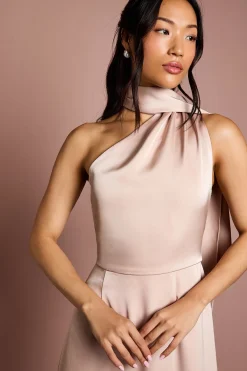 Robe Longue Sirène Satin Une Épaule Avec Lien Au Cou