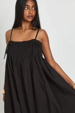 boohoo Robe Longue Smockée À Détail Froncé<Femme Robes|Robes De Jour