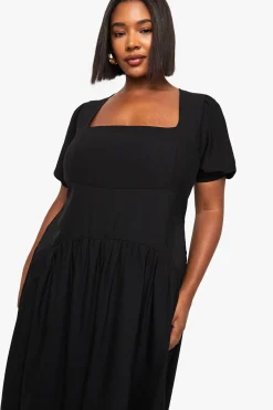 boohoo Robe Longue Smockée Grande Taille À Manches Bouffantes<Femme Robes|Robes De Jour