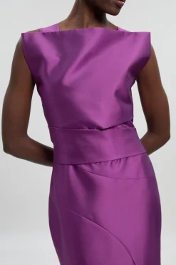 Robe Longue Structurée à Taille Drapée en Sergé Satiné