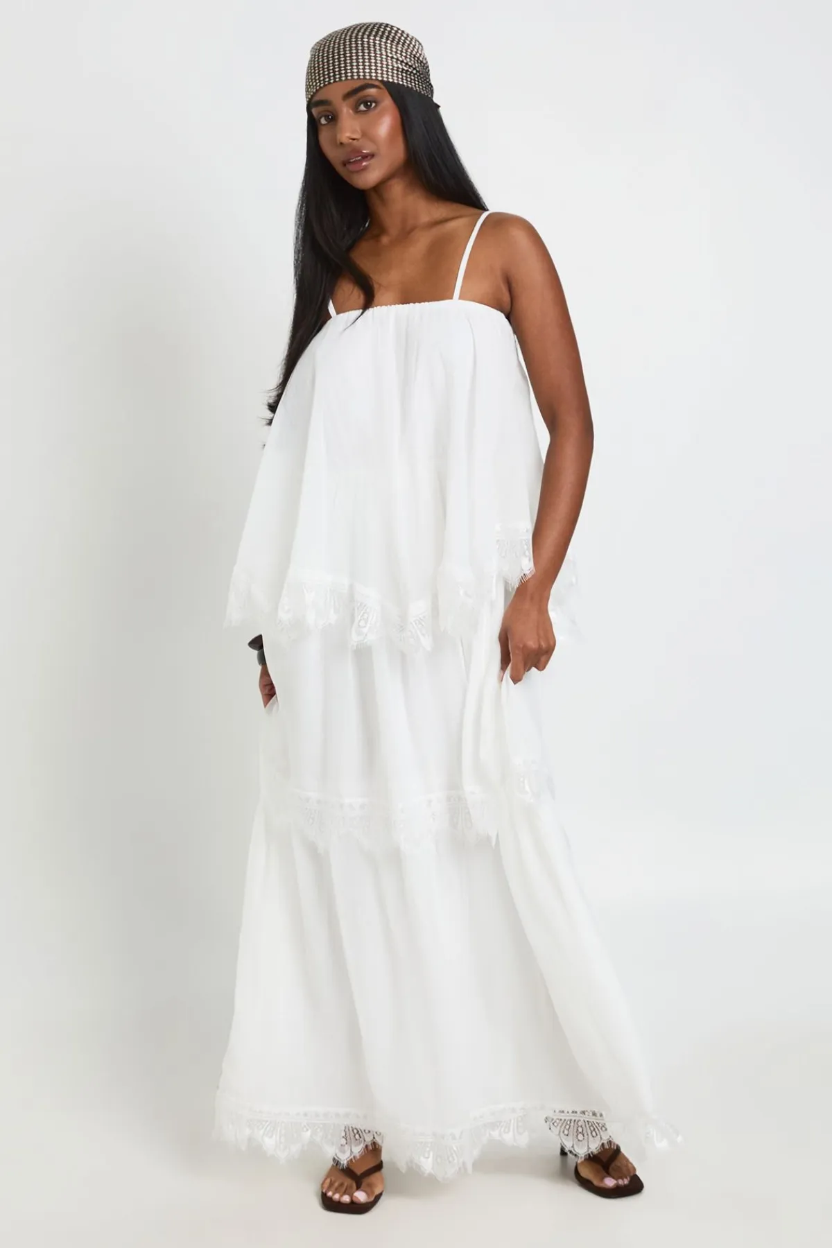 boohoo Robe Longue Étagée En Mousseline Gaufrée Et Dentelle<Femme Satin Et Dentelle|Robes