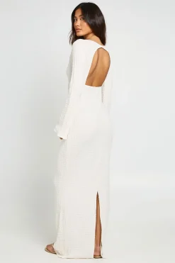 Robe Longue Texturée À Manches Évasées Et Dos Ouvert