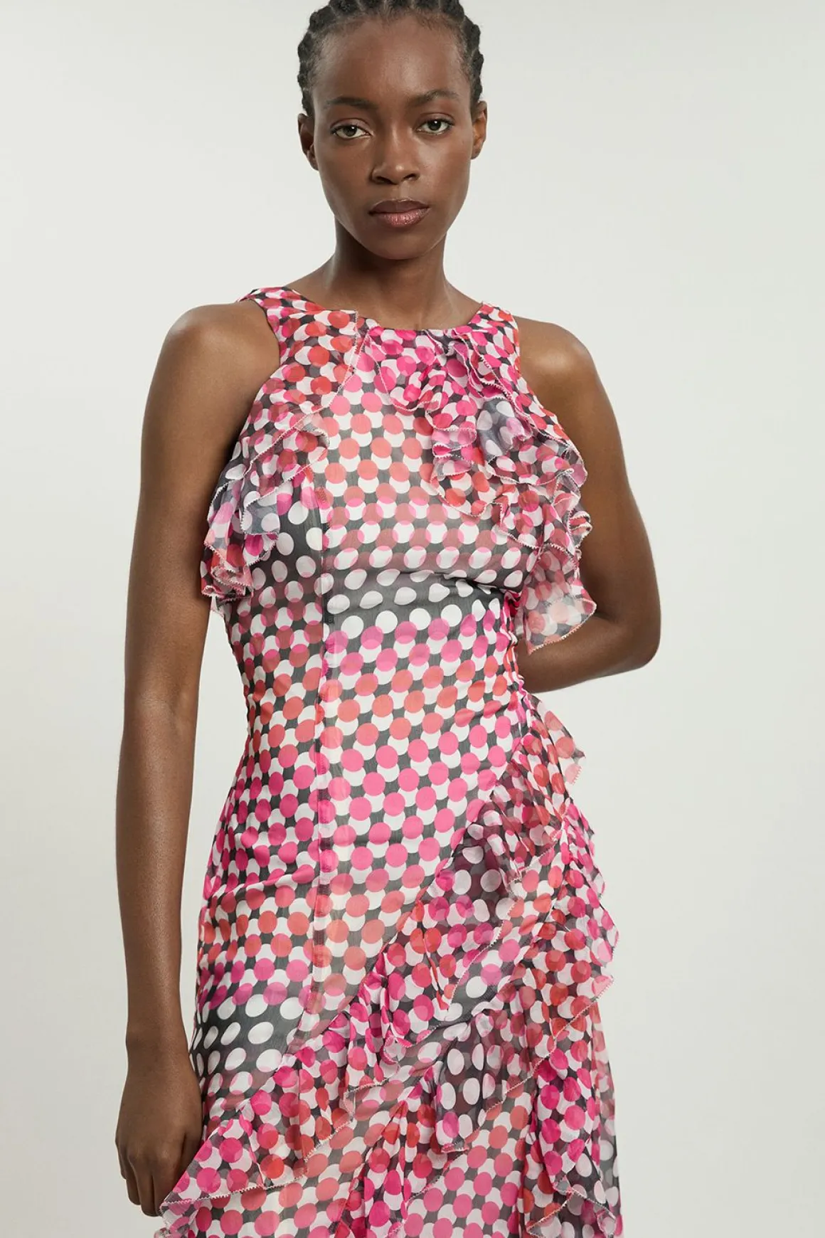 Robe Longue Tissée À Col Licou Avec Détails De Volants En Georgette Froissée