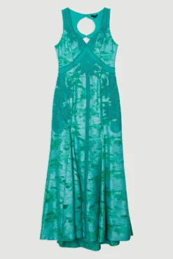 Robe Longue Tissée à Col V Profond Ornée Motif Tropical Dévoré Petite Taille
