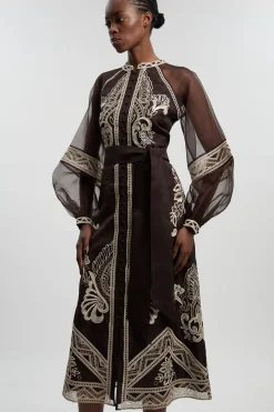 Robe Longue Tissée à Manches Bouffantes en Organdi Brodé