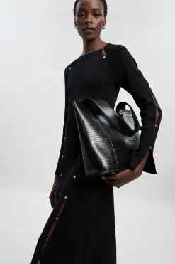 Robe Longue Tricotée à Détail Trou de Serrure Clouté en Mélange Viscose Petite Taille