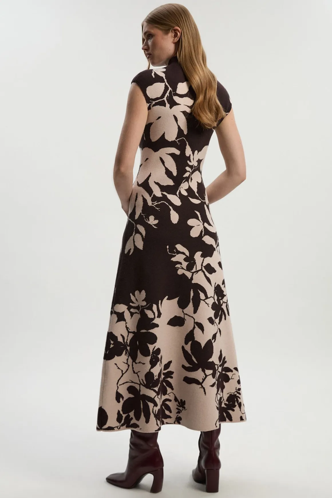 Robe Longue Tricotée à Motif Floral Jacquard