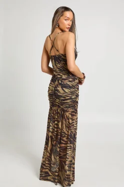 boohoo Robe Longue Évasée En Mesh Imprimé Zèbre Avec Détail Dos Croisé<Femme Robes|Robes De Jour