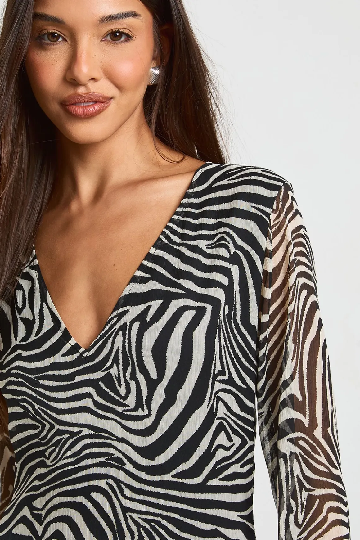 Robe Longue Évasée en Mousseline à Volants Motif Zèbre