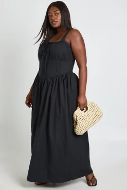 boohoo Robe Longue Évasée Grande Taille Avec Détail De Corsage Noué Sur Le Devant<Femme Robes Patineuses|Robes