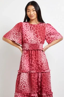Robe Longue Évasée À Taille Froncée Et Manches Papillon Imprimé Animal Rose Petite