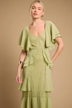 Robe Longue À Volants Avec Empiècement En Dentelle