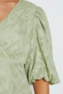 Dorothy Perkins Robe Longue À Volants Petite Taille Dp Luxe Avec Manches Bouffantes Et Devant Cache-cœur<Femme Toutes Les Robes|Robes Longues