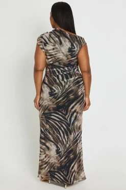 boohoo Robe Maxi Asymétrique En Mesh Imprimé Grande Taille<Femme Robes|Robes De Soirée