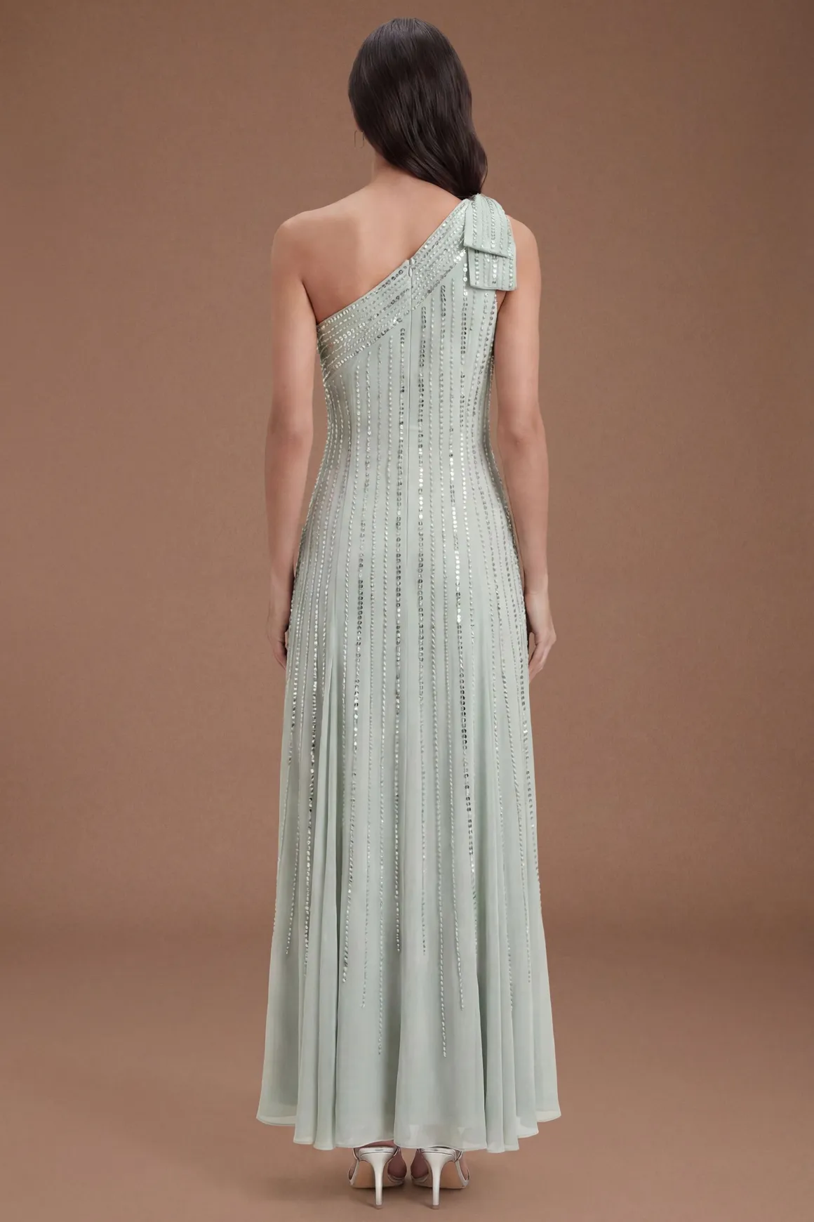 Robe Maxi Asymétrique Ornée Avec Nœud