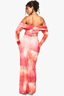 boohoo Robe maxi Bardot abstraite floue<Femme Robes À Manches Longues|Robes