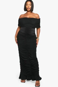 boohoo ROBE MAXI BARDOT À FRONCÉS EN MESH PLUS<Femme Robes Moulantes|Robes