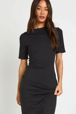 boohoo Robe Maxi Basique À Manches Courtes Pour Grande Taille<Femme Basiques|Robes