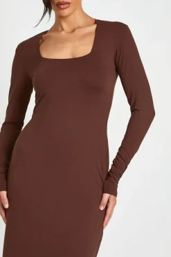 Robe Maxi Basique Supersoft À Encolure Carrée Et Manches Longues