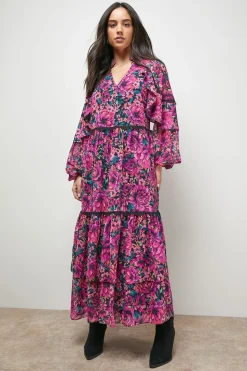 Robe Maxi Bohème Imprimée à Détail Cape et Finitions Dentelle
