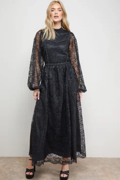 Robe Maxi Bohème à Manches Longues avec Bordure en Dentelle et Bords Festonnés