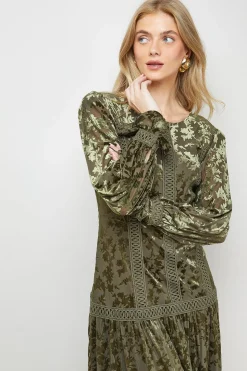 Robe Maxi Bohème à Panneaux et Finitions