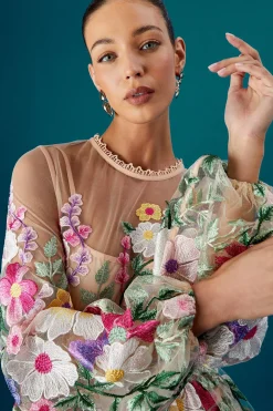 Robe Maxi Brodée à Manches Longues Coast Muse