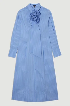 Robe maxi chemisier en coton à rayures et rosette grande taille