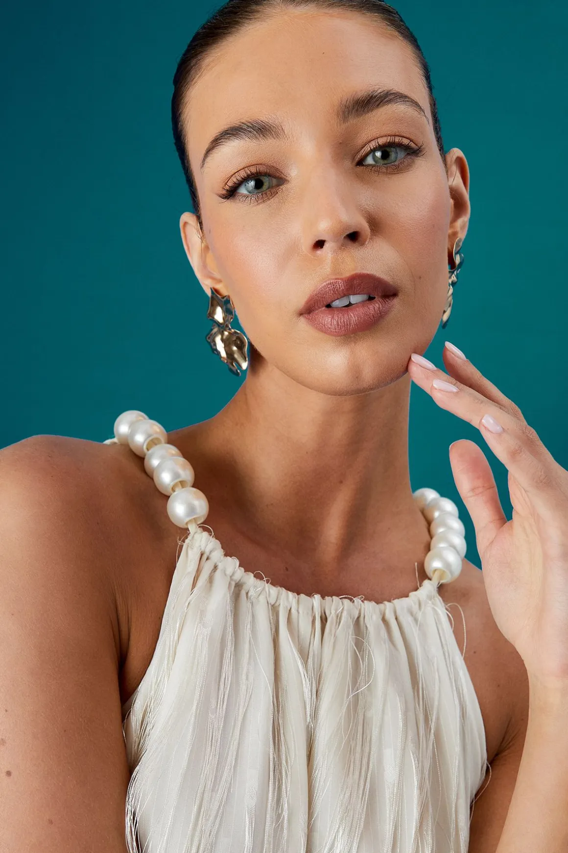 Robe Maxi Coast Muse à Ourlet Plumes et Perles Volumineuse