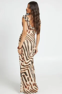 boohoo Robe Maxi À Col Bénitier Large En Mesh Imprimé Animalier<Femme Robes|Robe Invitée Mariage