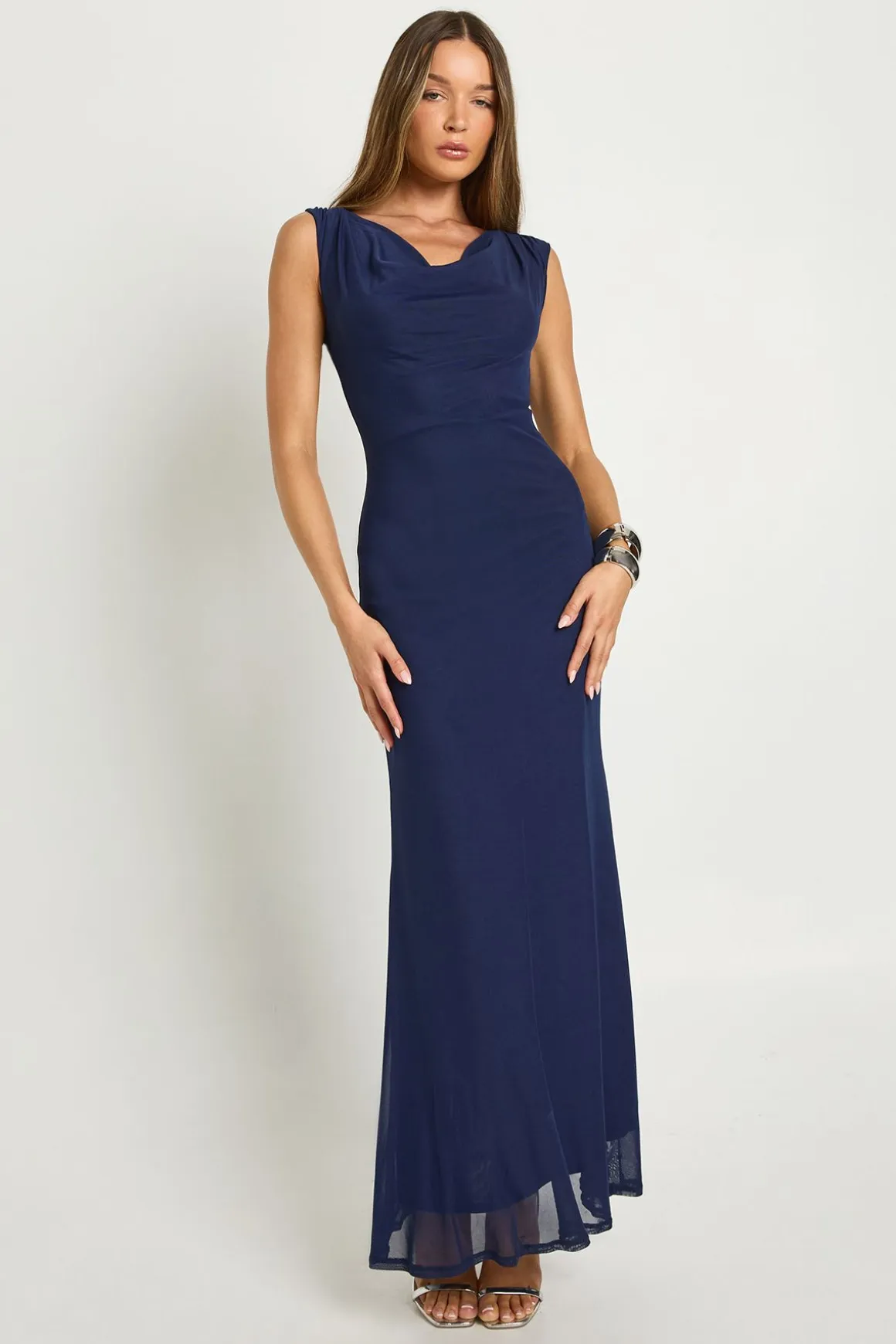 Robe maxi à col drapé en mesh et coupe colonne