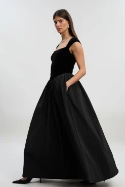 Robe Maxi à Corsage en Velours et Taille Basse en Taffetas