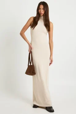 Robe maxi côtelée sans manches à col haut