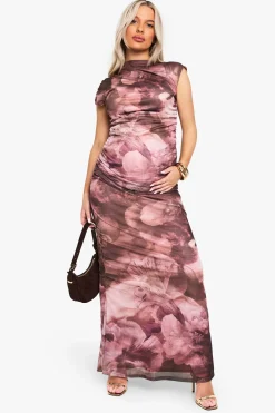 Robe maxi de maternité abstraite en mesh froncé