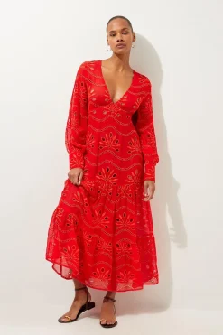 Robe maxi de plage en viscose géorgette à travaux découpés