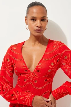Robe maxi de plage en viscose géorgette à travaux découpés